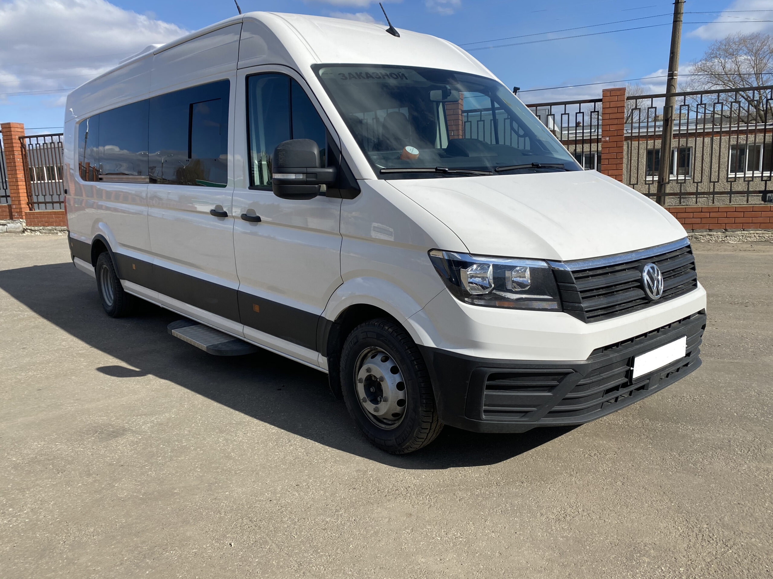 Location Volkswagen Crafter Marrakech - minibus tourisme